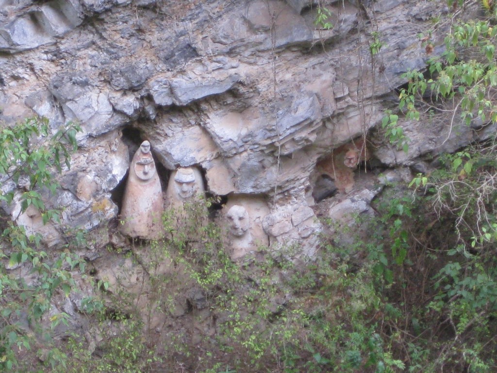 Die Sarkopharge von Sholón. Historische Stätten gibt es in Peru zuhauf