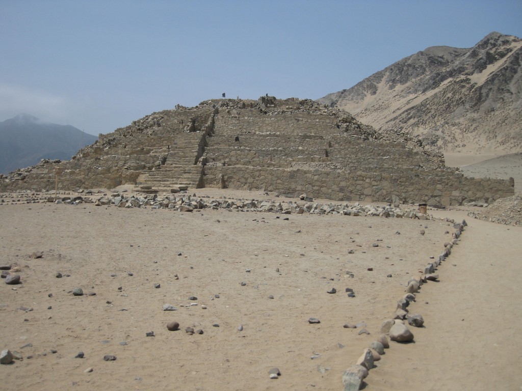 Piramide "La Galeria"