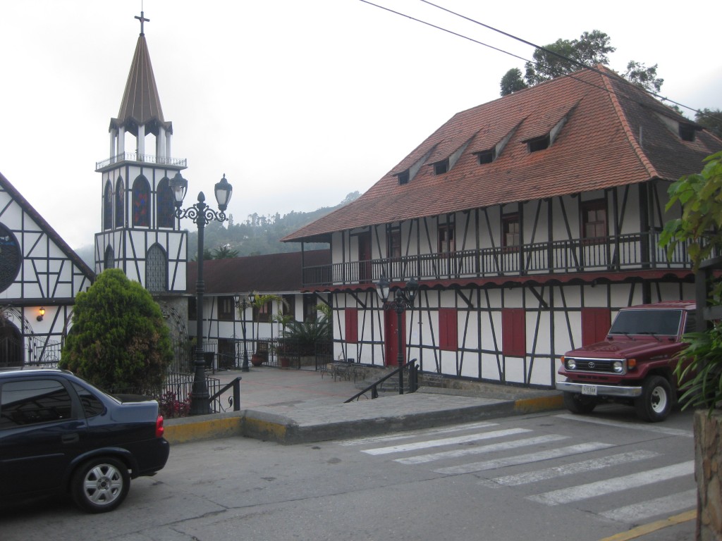 Fachwerkarchitektur prägt das Stadtbild von Colonia Tovar