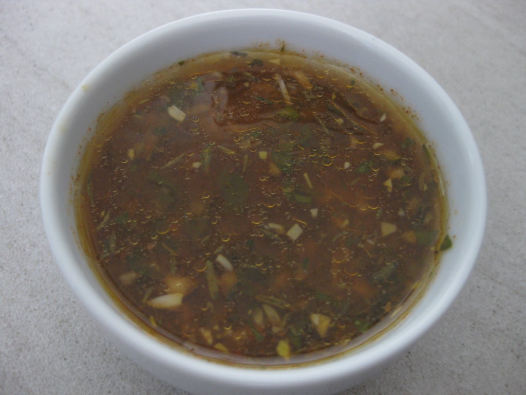 Original-Rezept Grillsauce Chimichurri von einem Weltumsegler aus Uruguay...und nicht aus Argentinien (hier nachgekocht von ulmi)