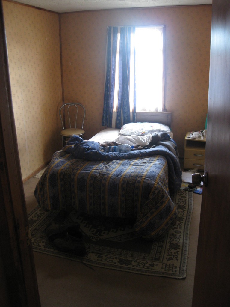 Unterkünfte Südamerika: Einzelzimmer in einem typischen Residencial, Porvenir, Feuerland, Chile